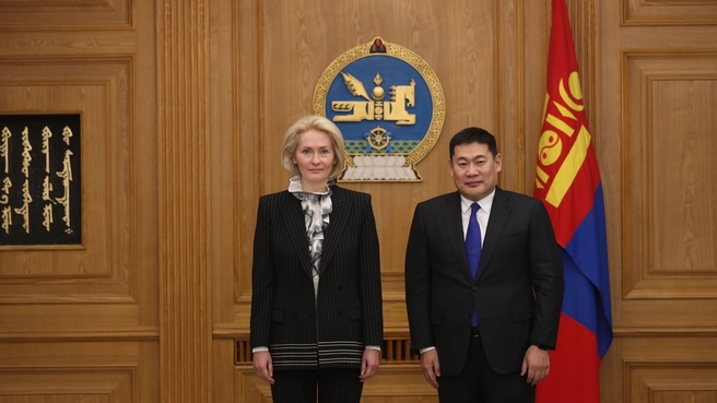 Виктория Абрамченко прибыла в Монголию с рабочим визитом. С Премьер-министром Монголии Лувсаннамсрайн Оюун-Эрдэнэ