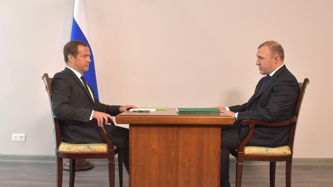 Встреча с временно исполняющим обязанности главы Республики Адыгея Муратом Кумпиловым
