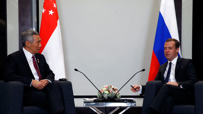 Dmitry Medvedev meets with Prime Minister of Singapore Lee Hsien Loong