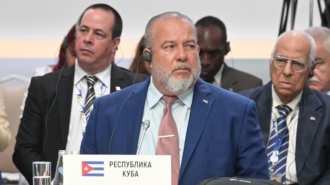 Премьер-министр Республики Куба Мануэль Марреро Крус на заседании Евразийского межправительственного совета в расширенном составе