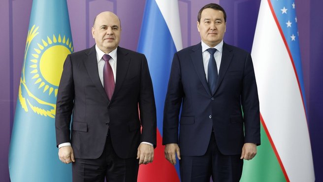 Михаил Мишустин с Премьер-министром Казахстана Алиханом Смаиловым