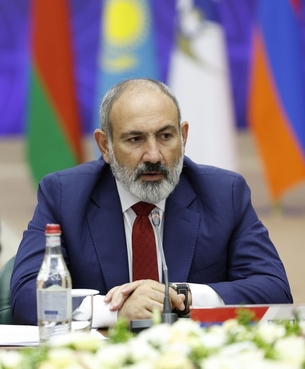 Prime Minister of Armenia Nikol Pashinyan at the Eurasian Intergovernmental Council meeting