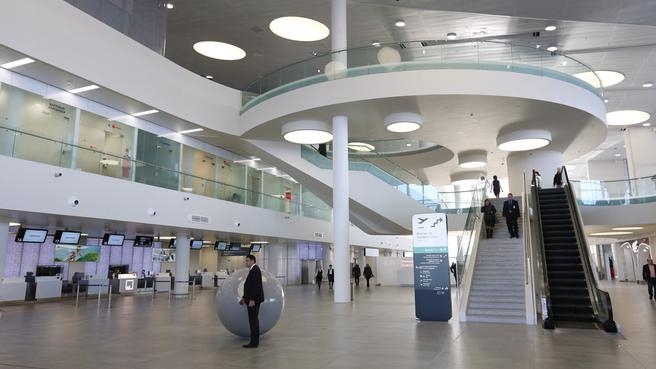 Новый пассажирский терминал международного аэропорта «Курумоч» (общая зона терминала)