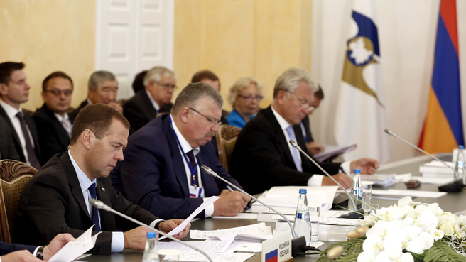 На заседании Евразийского межправительственного совета в расширенном составе