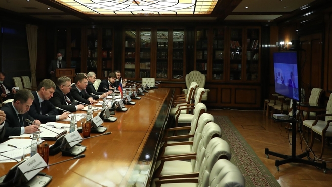 Переговоры Александра Новака и Алексея Оверчука с вице-премьером Республики Беларусь Юрием Назаровым