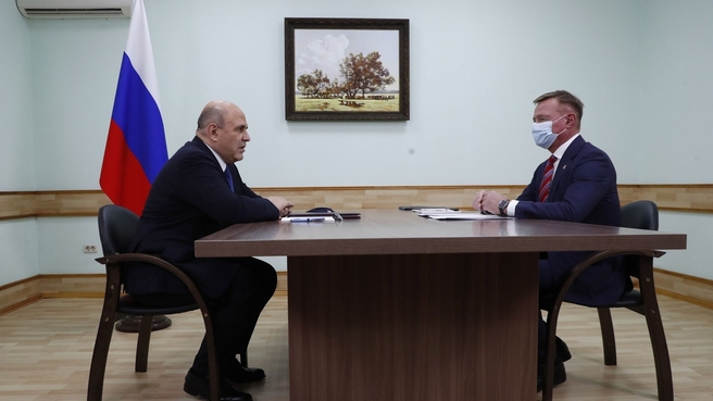 Беседа Михаила Мишустина с губернатором Курской области Романом Старовойтом