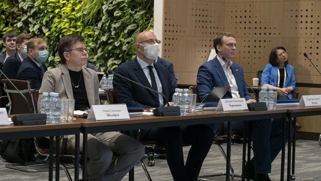 Дмитрий Чернышенко провёл заседание комиссии по итоговой аттестации слушателей дополнительной программы профессиональной переподготовки «Руководитель цифровой трансформации»