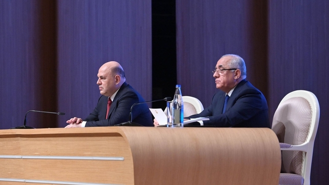Mikhail Mishustin and Prime Minister of Azerbaijan Ali Asadov at the 11th Russia-Azerbaijan Interregional Forum
