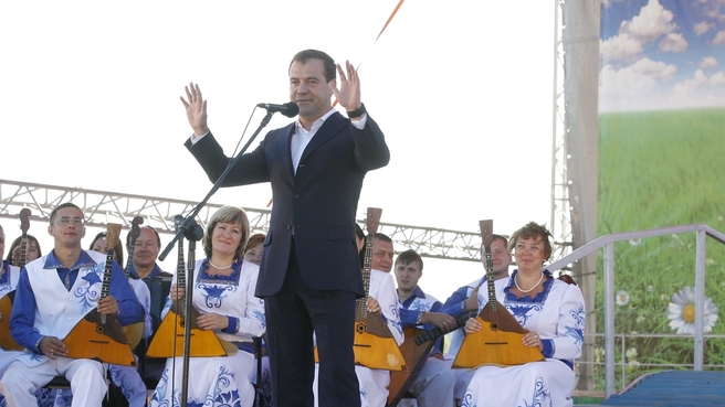 Выступление Дмитрия Медведева на праздничном концерте ко Дню города Омска
