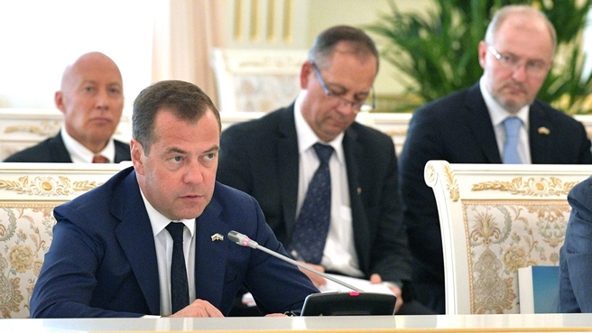 Выступление Дмитрия Медведева на заседании Совместной комиссии на уровне глав правительств России и Узбекистана