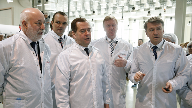 Посещение завода по производству фотоэлектрических модулей в Новочебоксарске