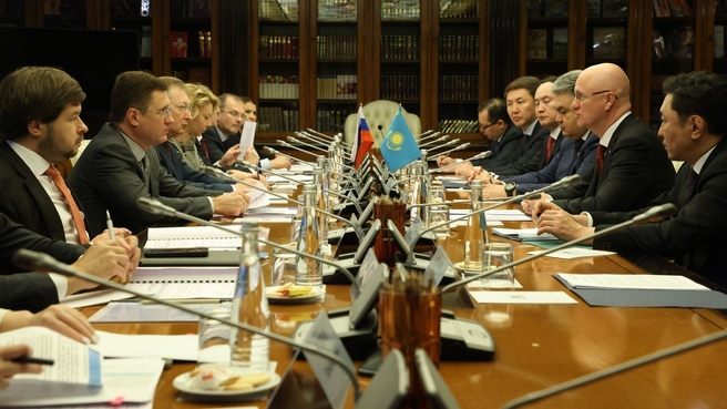 Alexander Novak’s meeting with First Deputy Prime Minister of Kazakhstan Roman Sklyar