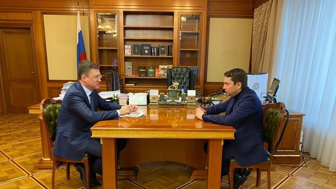 Рабочая встреча Александра Новака с губернатором Мурманской области Андреем Чибисом