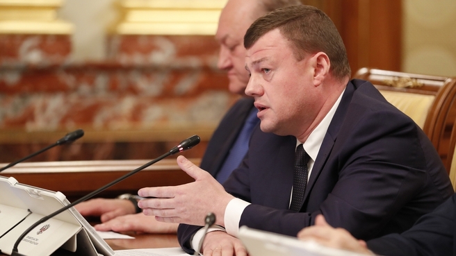 Глава администрации Тамбовской области Александр Никитин на заседании Правительства