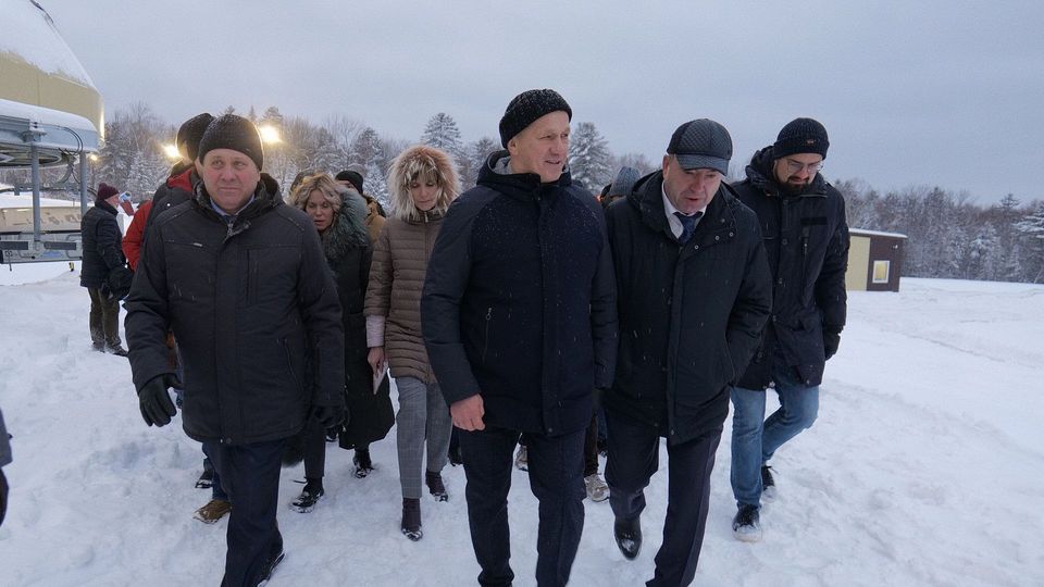 Юрий Трутнев во время рабочей поездки в Хабаровский край ознакомился с ходом строительства спортивно-туристического комплекса «Хехцир»