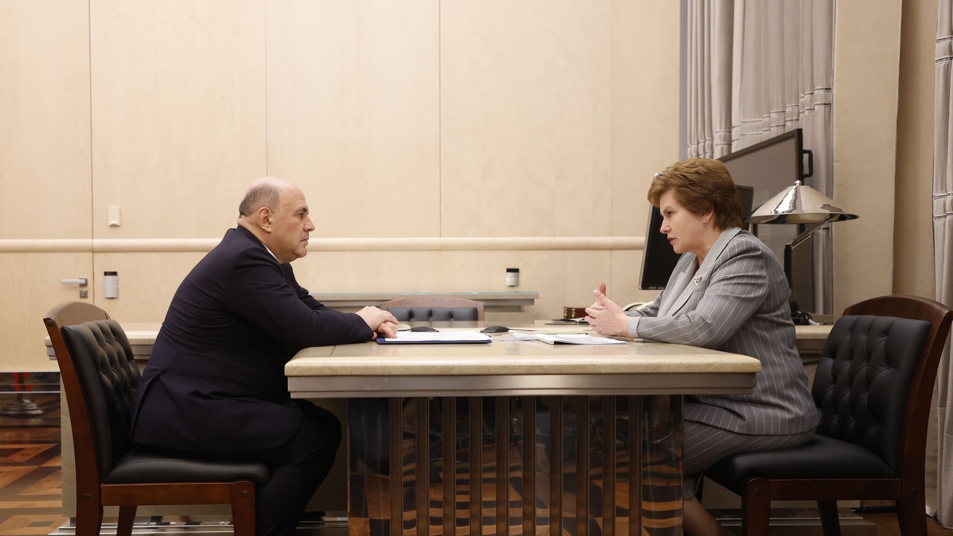 Встреча Михаила Мишустина с главой Росздравнадзора Аллой Самойловой